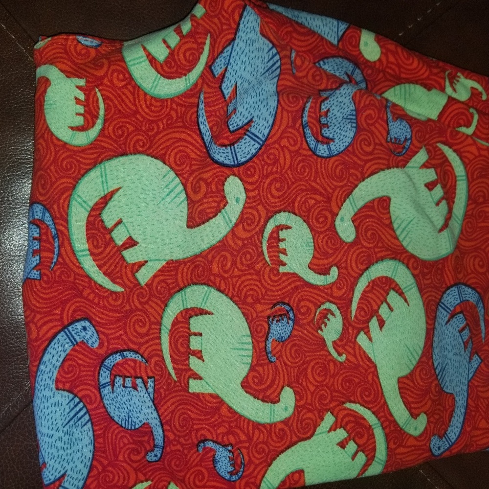 LulaRoe TC dinosaur leggings